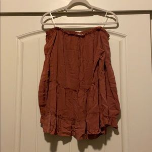 OFF THE SHOULDER PEASANT TOP-CHARCOAL